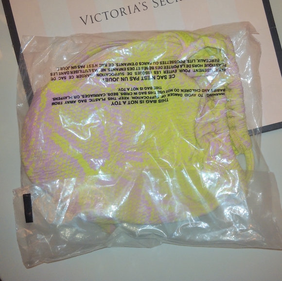 🌴Summer🔥Sale🌴Halter Ruched bikini matching Pink bottoms, slightly high waist - Picture 4 of 7